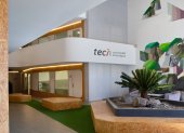 Sede del grupo educativo TECH Universidad Tecnológica.