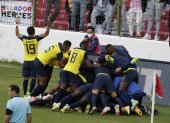 La selección de Ecuador derrotó 2-0 a Paraguay en el estadio Rodrigo Paz Delgado.