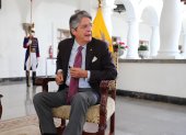 El presidente de Ecuador, Guillermo Lasso, habla en entrevista con Efe hoy, en Quito (Ecuador).
