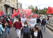 Marcha. Los dirigentes sindicales de línea socialista marcharon por el Centro Histórico de Quito.