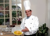 El chef Édgar León