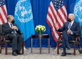 l secretario general de la ONU, António Guterres (i), y el presidente de los EE.UU. Joe Biden, en un diálogo.EFE /Eskinder Debebe