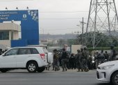 Policía llega a la cárcel Penitenciaría del Litoral.
