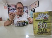 Caldo de salchicha. Llulán cumple 80 años desde que su fundador ofrecía el producto en el centro. Su hija continúa con el legado.