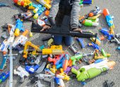 El juego con armas de juguete no resulta en sí mismo peligroso para el desarrollo de los niños.