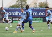 Guayaquil City pasó algunos sustos en el primer tiempo, pero al final se impuso ante el plantel riobambeño