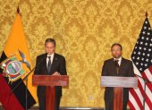 El secretario Blinken con el canciller Montalvo durante la rueda de prensa en el salón Amarillo del palacio de Carondelet.