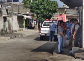 Policías llegaron a la zona para indagar sobre este nuevo crimen. Según información preliminar, la víctima habría recibido cuatro disparos.