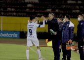 La Universidad Católica del técnico Santiago Escobar está al acecho del liderato de la segunda etapa.