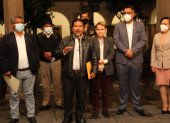 El coordinador de Pachakutik, Marlon Santi, en declaraciones a la prensa en el Palacio de Carondelet.