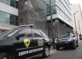 Personal Antiexplosivo de la Policía acudió a la Corte de Guayaquil para registrar todo el edificio.
