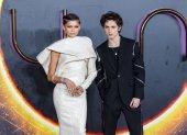 Los actores estadounidenses de la película "Dune" Zendaya (i) y Timothee Chalamet (d), en una fotografía de archivo.