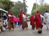 Festejos. Con el homenaje a la Madre Tierra, se iniciaron los actos programados por la Independencia de Cuenca. Hubo danzas y rituales indígenas.
