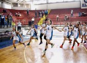 El equipo femenino de baloncesto venció ayer a Pichincha 52 a 39.
