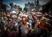 EFE
Fuente:
EFE
Autor:
Juan Ignacio Roncoroni
Temática:
Asuntos sociales » Grupos minoritarios » Homosexualidad
Participantes caminan en la XXX marcha del orgullo gay hoy sábado en Buenos Aires Argentina. Buenos Aires celebra su XXX Marcha del Orgullo LGBTIQ+, que, tras la edición virtual de 2020, vuelve a las calles del centro de la capital argentina con la consigna “Ley Integral Trans ¡Ya!”