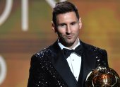 El deportista argentino Lionel Messi causó sensación con su traje.