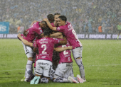 Independiente del Valle celebrando su primero gol.