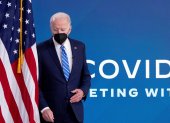 El presidente de Estados Unidos, Joe Biden, llega para participar en la reunión virtual del equipo de respuesta a la covid-19 de la Casa Blanca, este 27 de diciembre de 2021.