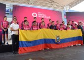 El flamante equipo continental de ciclismo tiene a Richard Carapaz (i) como su principal asesor. La formación tricolor apunta a consolidarse como la mejor de América.
