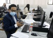 A los postulantes se les permitió apoyarse con documentos escritos para la prueba desarrollada este 20 de enero.