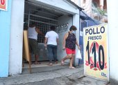 Negocio. Uno de los locales donde venden pollos en el sur de Guayaquil.