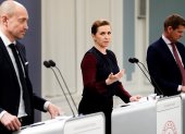 La primera ministra danesa, Mette Frederiksen durante una rueda de prensa sobre la situación del coronavirus en Copenhagen, el 26 de enero de 2022
