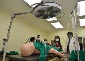 Los laboratorios de la carrera de Obstetricia han sido equipados para el regreso de los estudiantes a sus prácticas.