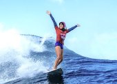 La surfista hawaiana participó como invitada en el Billabong Pro Pipeline tras ganar la etapa de las WSL Qualifying Series que se realizó en diciembre en Pipeline.