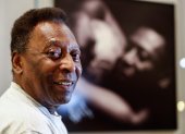 Fotografía de archivo, tomada en noviembre de 2019, en la que se registró al exfutbolista brasileño Edson Arantes do Nascimento, Pelé