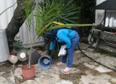 Desde que hubo la alerta del caso, en la ciudad se han incrementado los fumigaciones.
