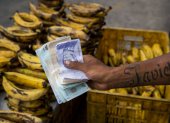 El pequeño comercio mueve los bolívares en Venezuela. / Reyner Peña