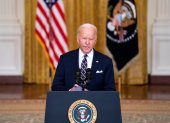 El presidente de EE.UU., Joe Biden, da declaraciones sobre la crisis entre Ucrania y Rusia, este 22 de febrero de 2022, desde la Casa Blanca, en Washington.