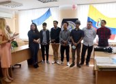 Estudiantes ecuatorianos hace dos años al finalizar un curso del idioma de Ucrania para ingresar a la Universidad.