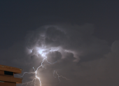 Tormenta eléctrica, referencial.