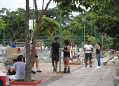 Sector. Jóvenes aprovechan para realizar actividades deportivas. Se alista una cancha de skate.