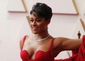 Ariana DeBose fue registrada este domingo a su llegada a la alfombra roja de los Premios Óscar, en el Teatro Dolby, en Los Ángeles (California, EE.UU.).