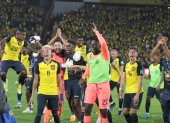 Los jugadores de la selección ecuatoriana durante los festejos por la clasificación.
