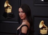 La estadounidense Olivia Rodrigo llega a la 64 edición de los premios Grammy en el MGM Grand Garden Arena de Las Vegas (EE.UU.)., este 3 de abril de 2022.