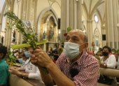 Con mucho fervor los fieles acudieron a los diferentes templos para participar de la misa de Domingo de Ramos.