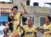 Las jugadoras de Barcelona lideran de forma arrolladora la llave número uno del torneo femenino, mientras que en la otra serie las futbolistas de Ñañas mandan.