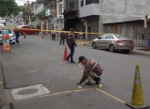 Hecho. Agentes de Criminalística acordonaron la escena en el barrio.