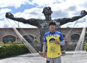 El futbolista surcoreano Chang-il Oh, figura de Leones del Norte, está contento en Atuntaqui. Ha visitado varios lugares turísticos.