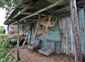 Fotografía de una casa abandonada en la ciudad de San Juan y Martínez a más de 200 km al oeste de la capital cubana donde fueron más intensas las lluvias
