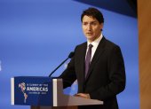 El primer ministro de Canadá, Justin Trudeau, habla en la sesión plenaria de la novena Cumbre de las Américas hoy, en el Centro de Convenciones de Los Ángeles, California (EE.UU.)