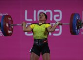 Alexandra Escobar compitiendo para ganar la medalla de plata en el levantamiento de pesas femenino 59kg en los Juegos Panamericanos Lima 2019, el 28 de julio de 2019, en el Coliseo Mariscal Cáceres en Lima (Perú).