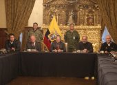 Guillermo Lasso, presidente de Ecuador, en reunión con su gabinete ministerial, previo a la cadena nacional.