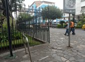 Perjuicio. Fuera del parque Seminario se encontraba un ciclo parqueo.