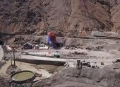 La poderosa minería chilena, la principal industria del país, ha destruido durante décadas glaciares, contaminado agua con metales pesados o inundado de tóxicos el aire en las denominadas "zonas de sacrificio", una cruda realidad que podría cambiar pronto con la nueva Constitución. TVEFE