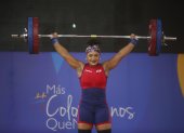 La ecuatoriana Neisi Patricia Dajomes Barrera fue registrada este domingo, durante la prueba de arranque, en la categoría de hasta 81 kg, del levantamiento de pesas de los XIX Juegos Bolivarianos, en Valledupar (Colombia). Dajomes ganó las medallas de oro de esta prueba y la de envión.