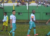 Néicer Reasco (d) es uno de los elementos experimentados de Unión Manabita, rival de Emelec en Shushufindi.